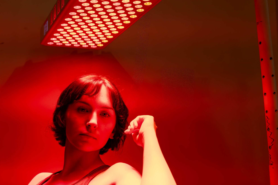 A Commercial Red Light Therapy Bed Has a Different Job Than a Home Device