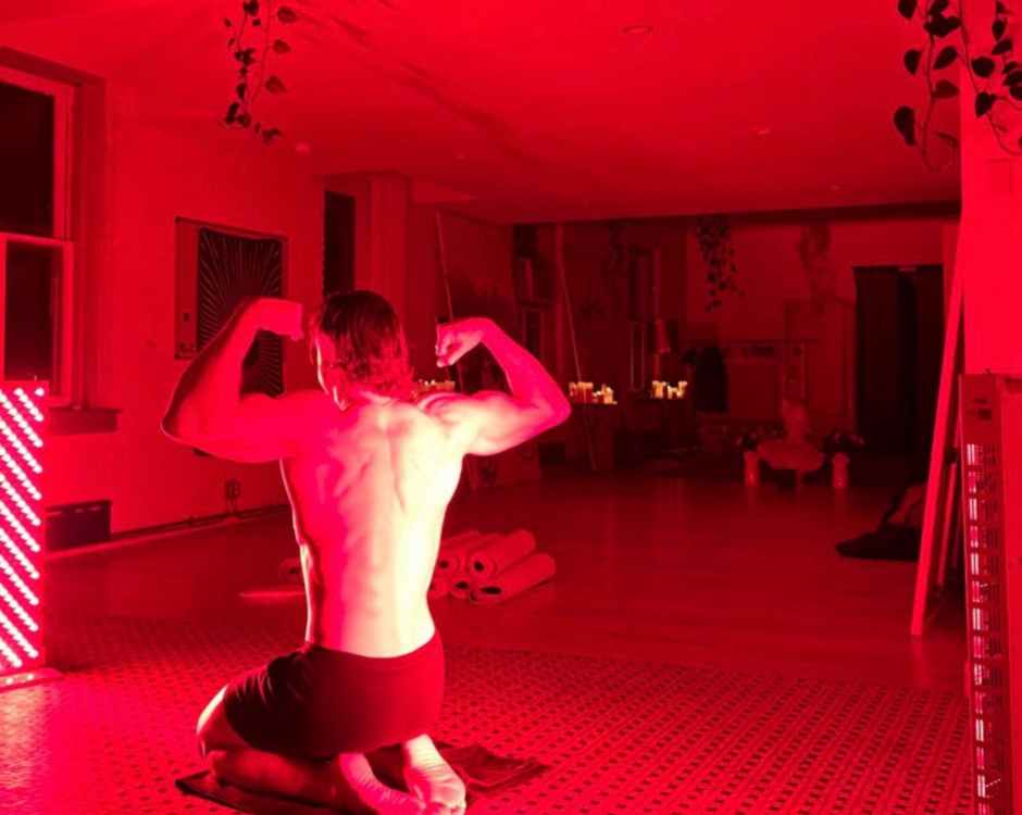 The Science of Red Light Therapy to Increase Testosterone Naturally