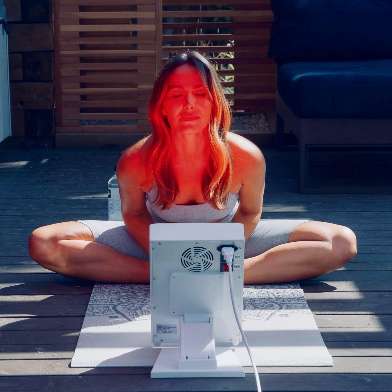 Vital PRO red light therapy device